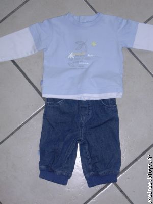 Ens avec inscription sur maillot et jean "mon petit lapin" : 5 euros