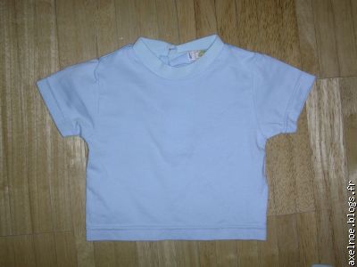 Maillot manches courtes bleu ciel : 1 euro